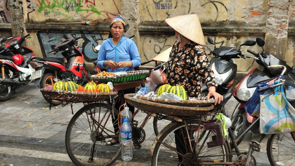 Amazing Race Hanoi photo 2